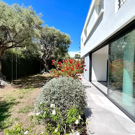 Juan Les Pins - Individual - 8 People Villa